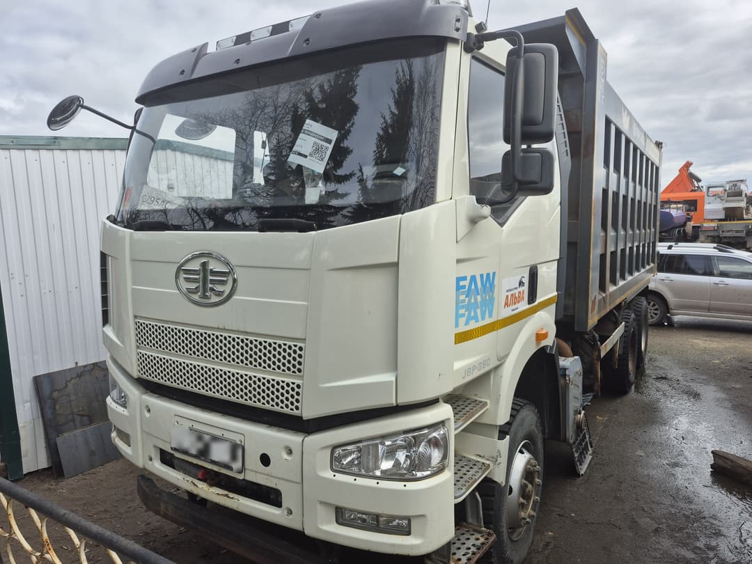 FAW CA 3250 6x4 Самосвал - 1