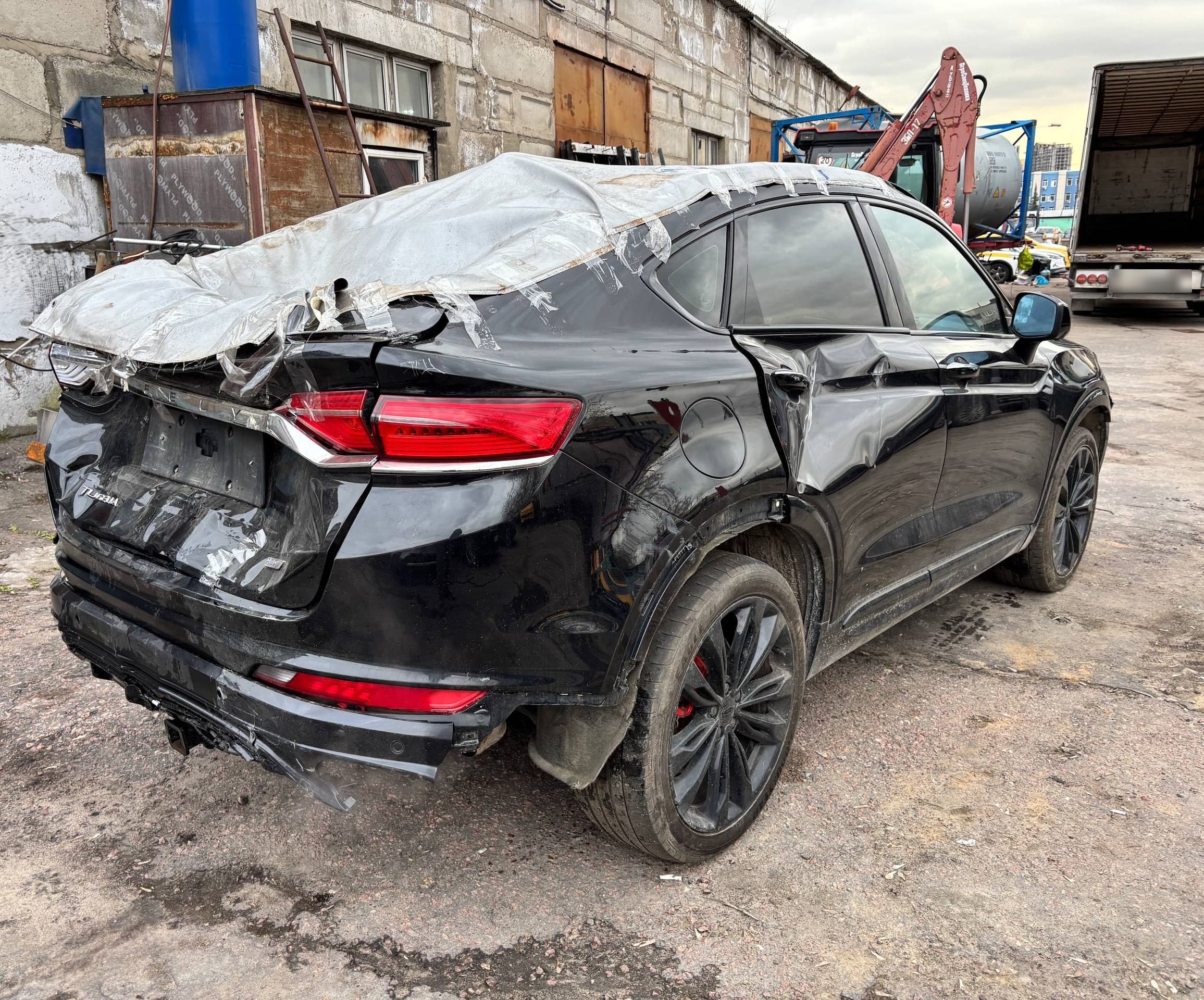 Geely Tugella - 3