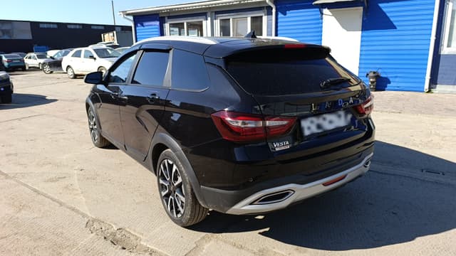 Lada Vesta Cross - 4