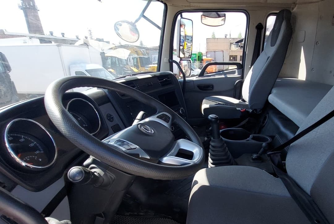 Dongfeng KC 8x4 Самосвал - 6