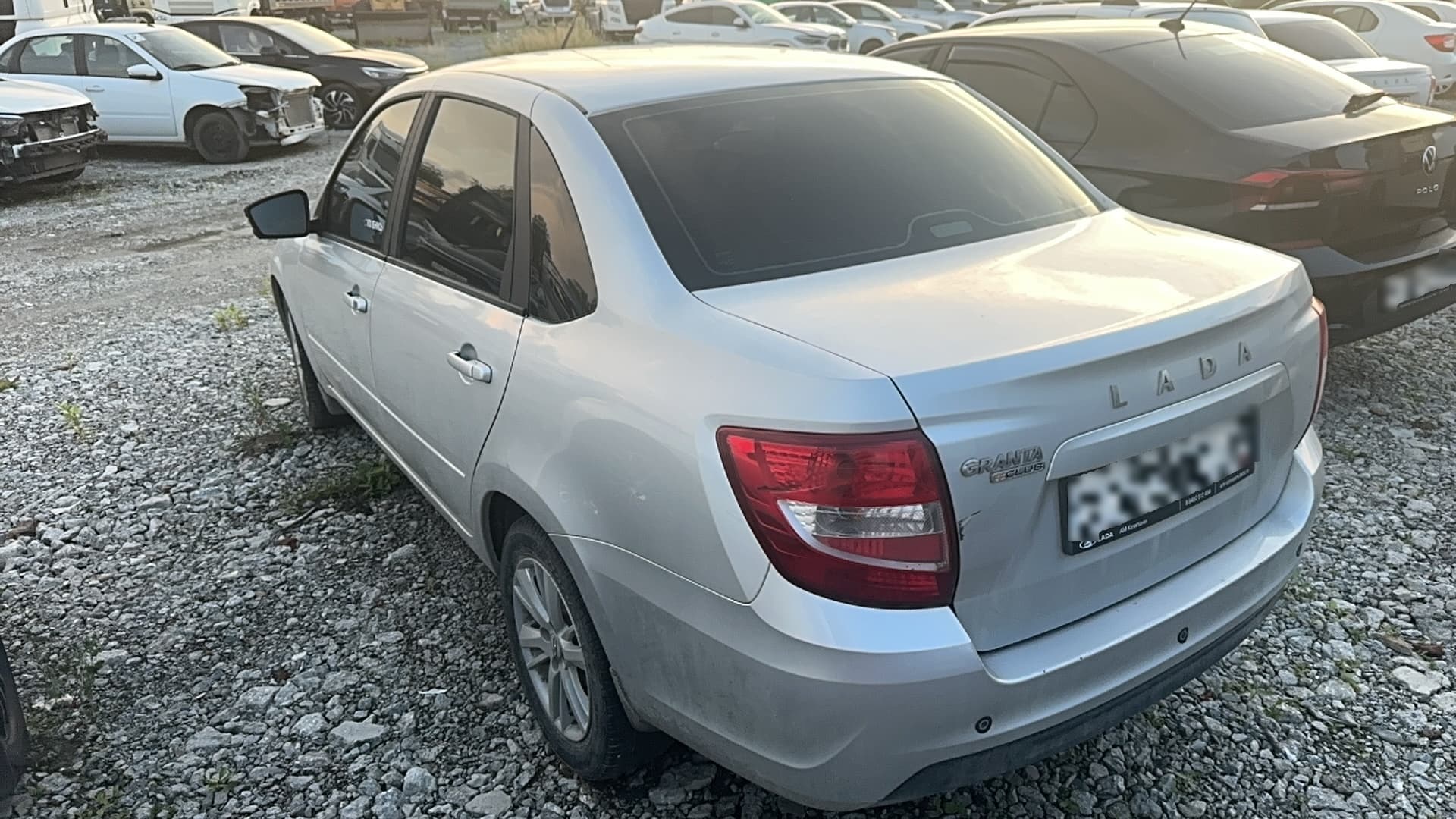 Lada Granta седан - 4