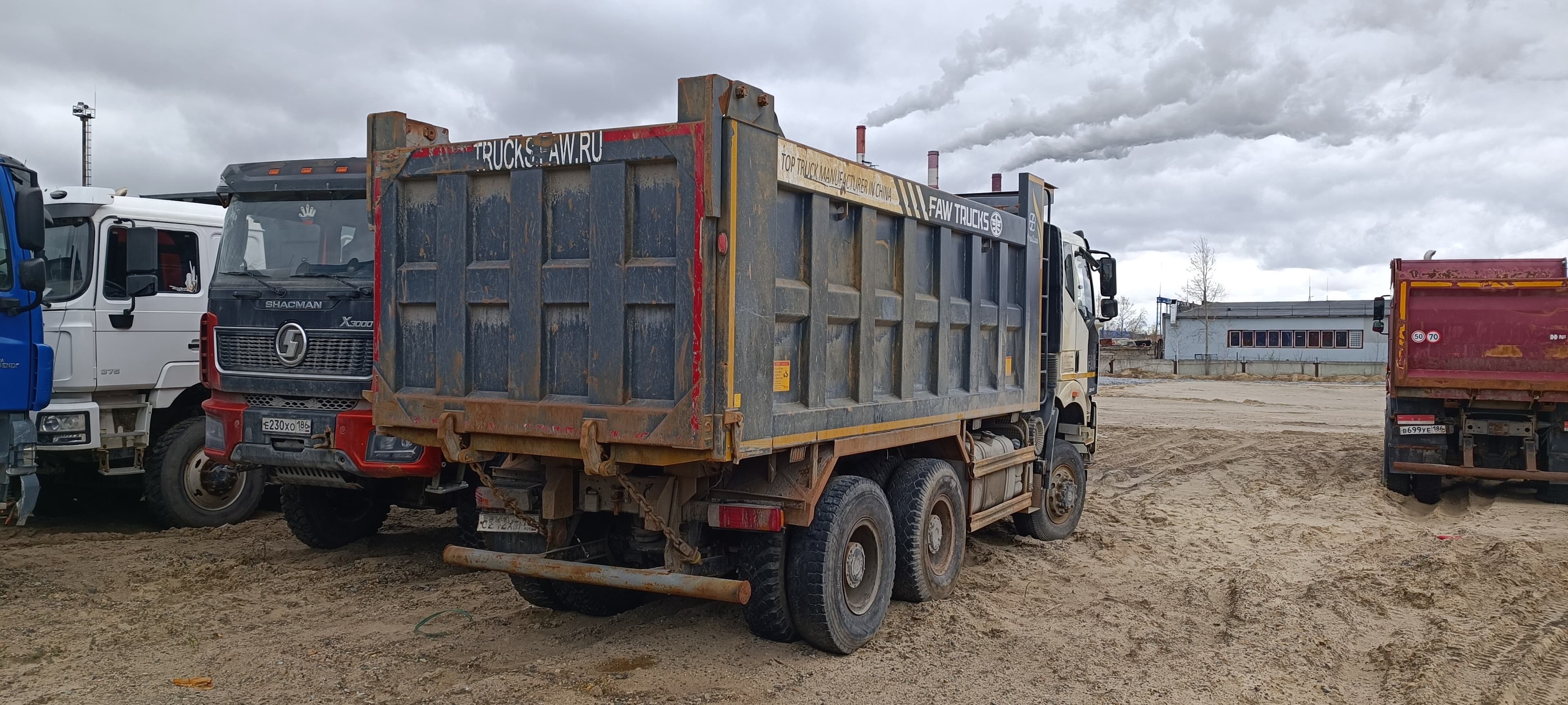 FAW J6* 6x6 Самосвал - 3