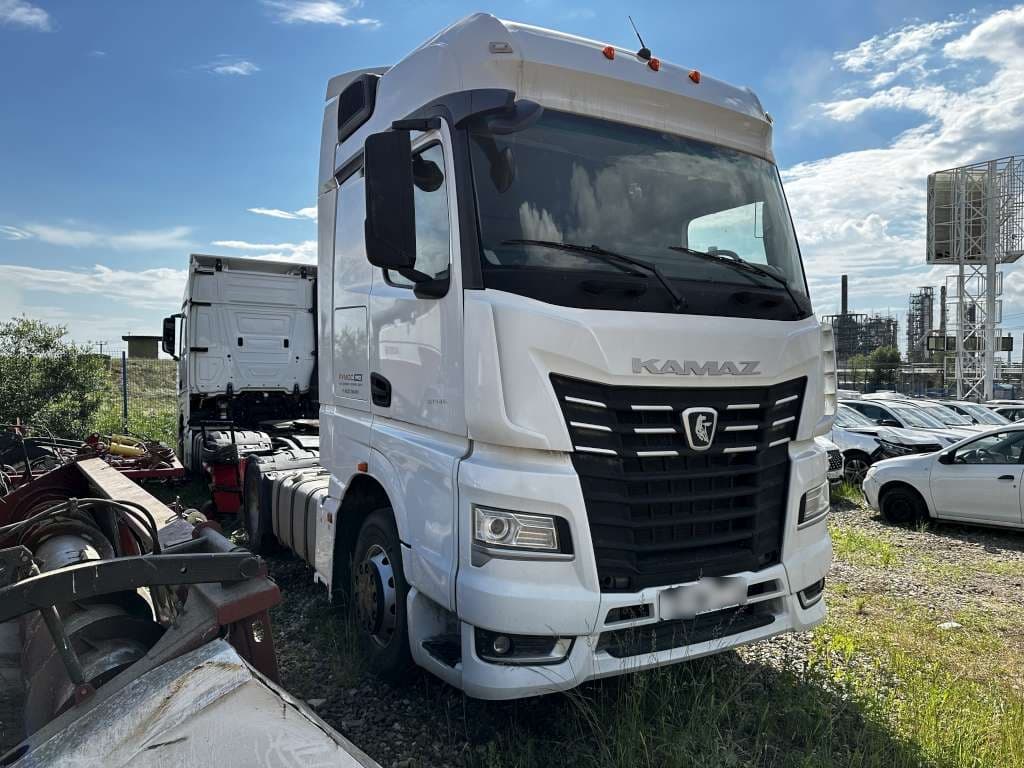 Камаз 54901 4x2 Седельный тягач - 2