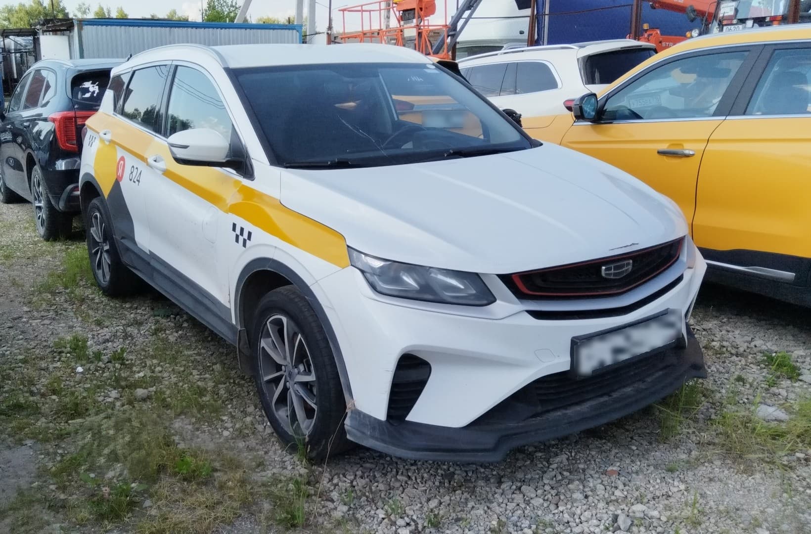 Geely Coolray - 2