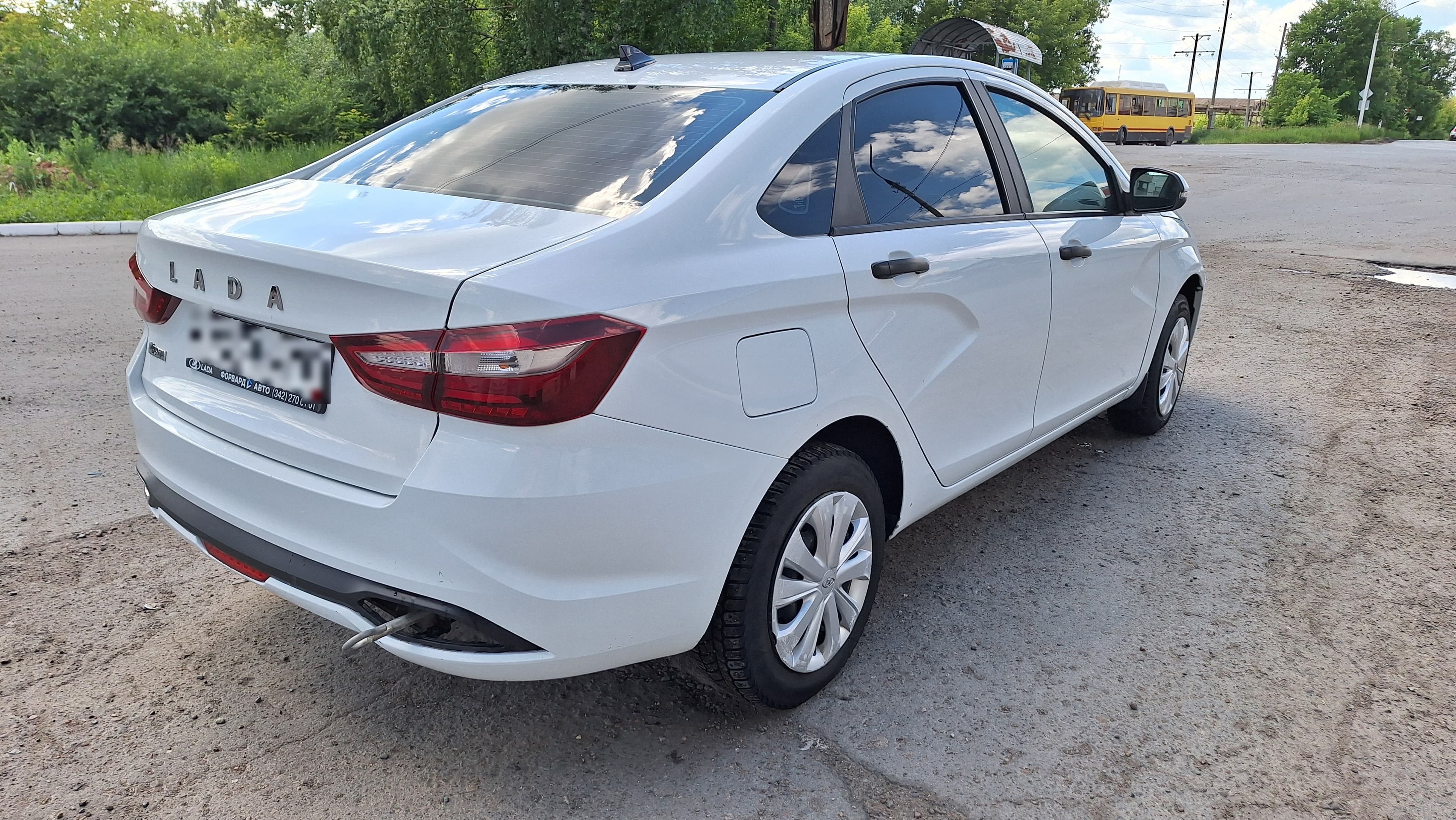 Lada Vesta седан - 3