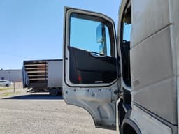 Volvo FH 4x2 Седельный тягач - 7
