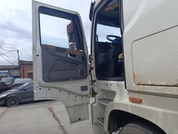 Dongfeng DFH 4x2 Седельный тягач - 8