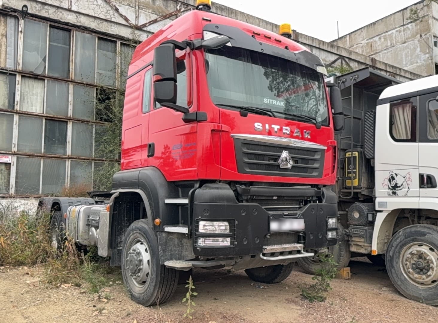 Sitrak C7H 6x6 Седельный тягач - 2
