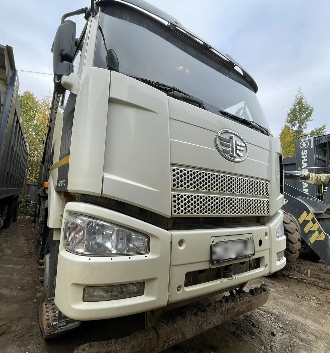 FAW CA 3310 8x4 Самосвал - 2