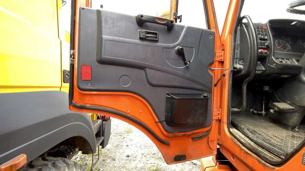 Камаз 6520 6X4 Самосвал - 8