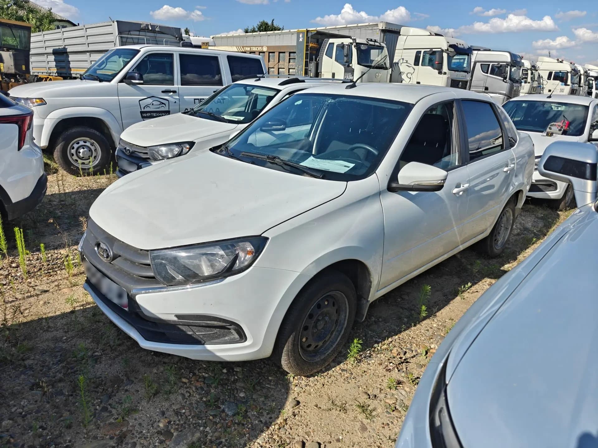 Lada Granta седан - 1
