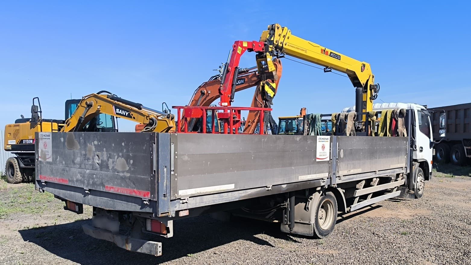 Феникс 78* на шасси Dongfeng C80 4x2 Бортовой с КМУ - 3