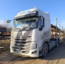 Chenglong LZ4181* 4x2 Седельный тягач - 1