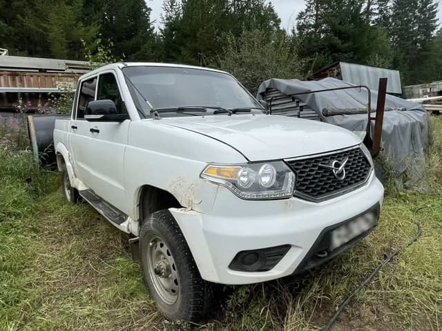 UAZ Pickup - 2