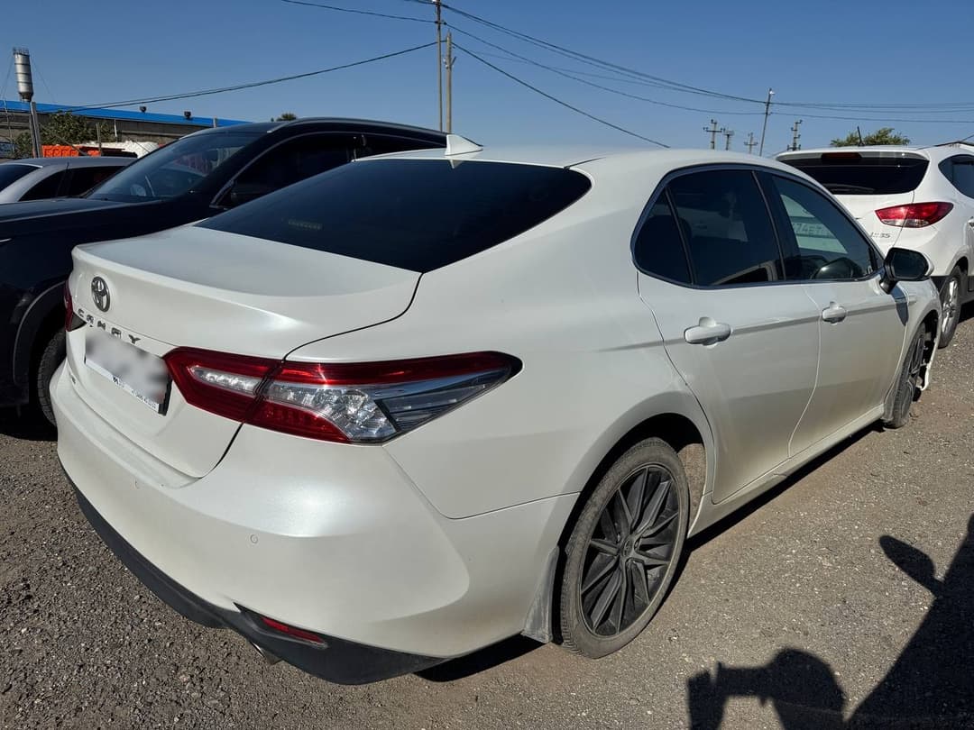 Toyota CAMRY - 3