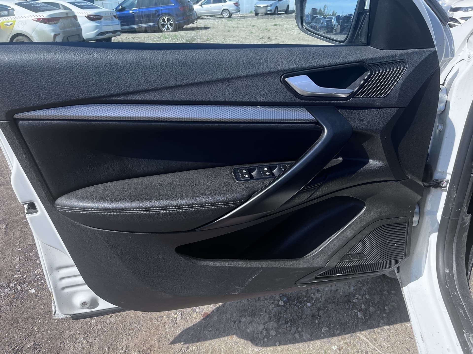 Lada Vesta седан - 7