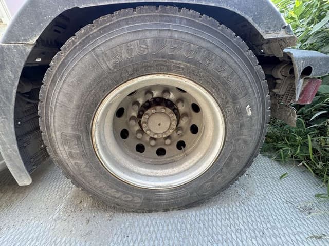 Dongfeng DFH 4x2 Седельный тягач - 9