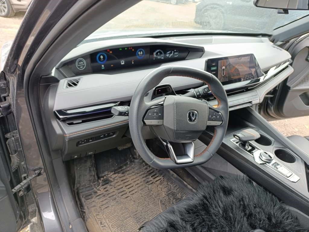 Changan UNI-V - 5