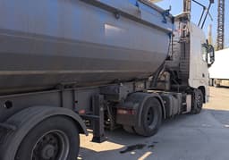 Dongfeng DFH 4x2 Седельный тягач - 3