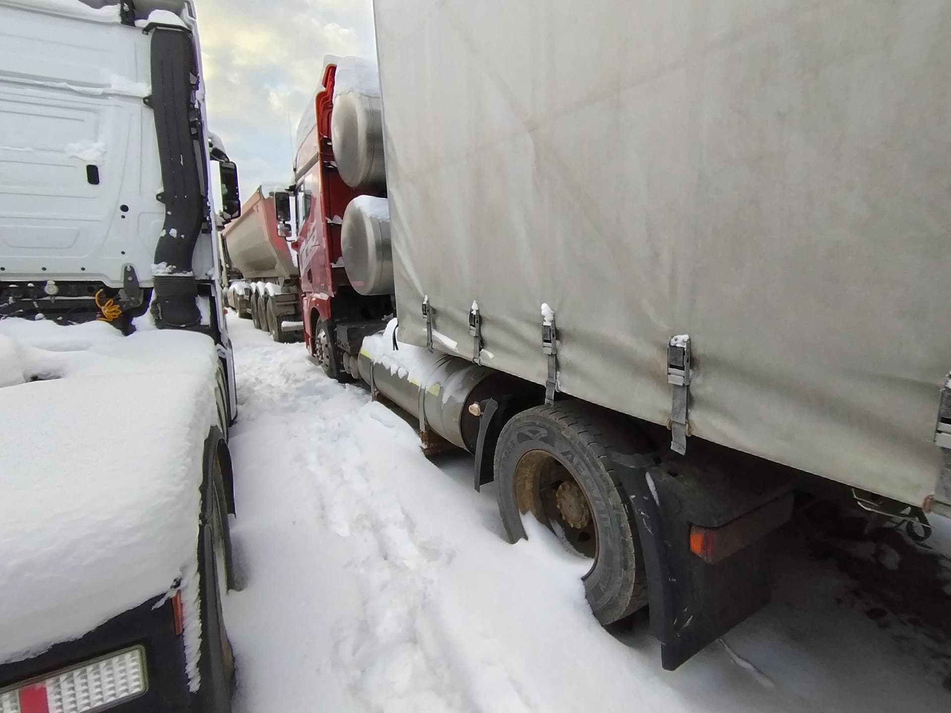 FAW CA* 4x2 Седельный тягач - 4