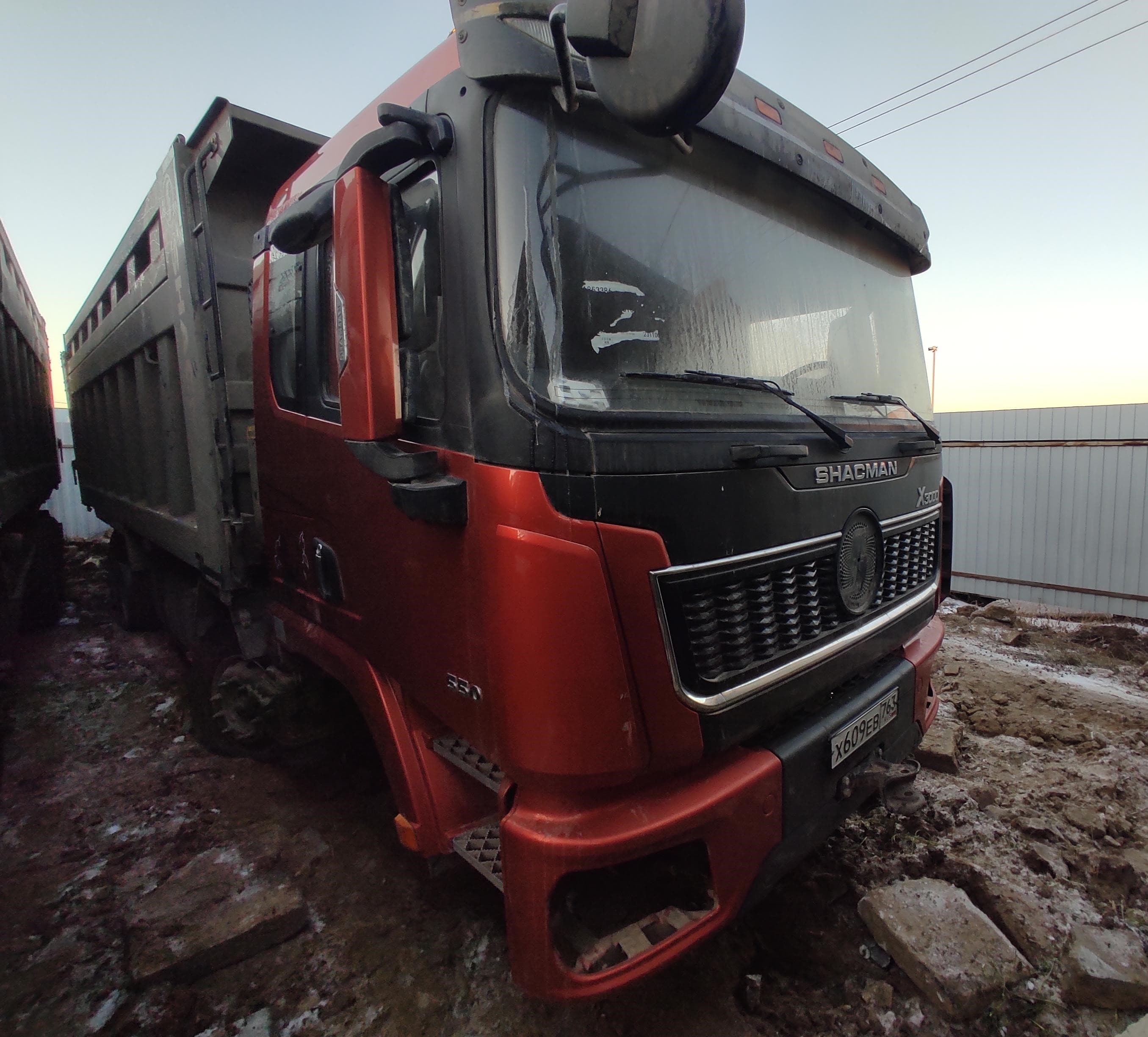 Shacman (Shaanxi) SX* 8x4 Самосвал - 2