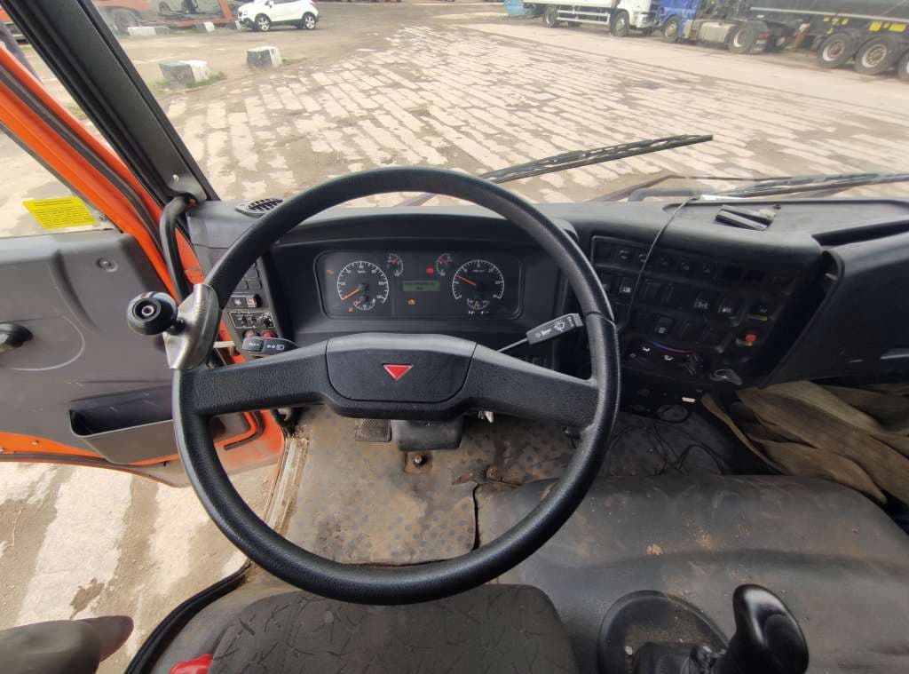 Камаз 65115 6x4 Бортовой с КМУ - 5
