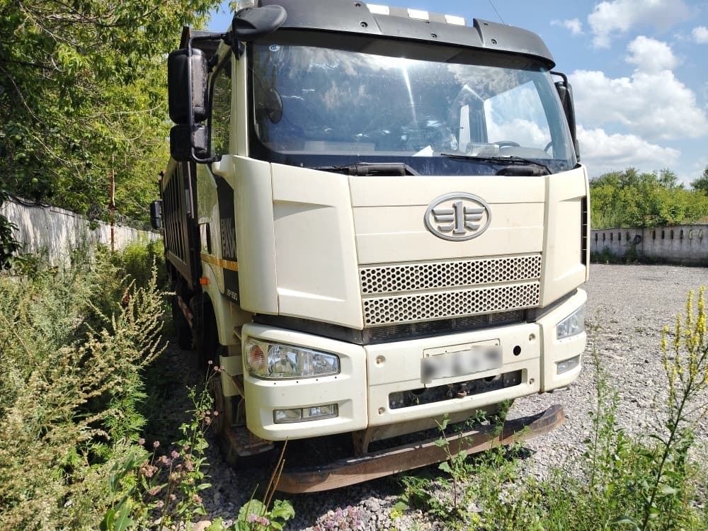 FAW J6* 6x4 Самосвал - 2