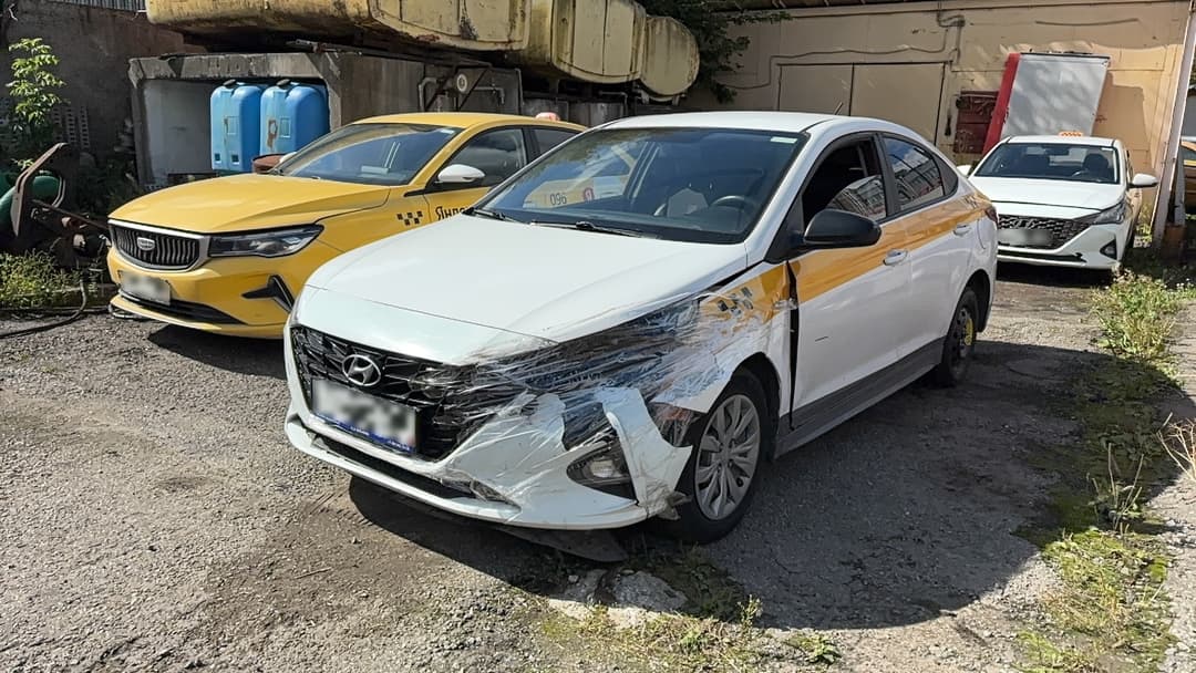 Hyundai Solaris - 1