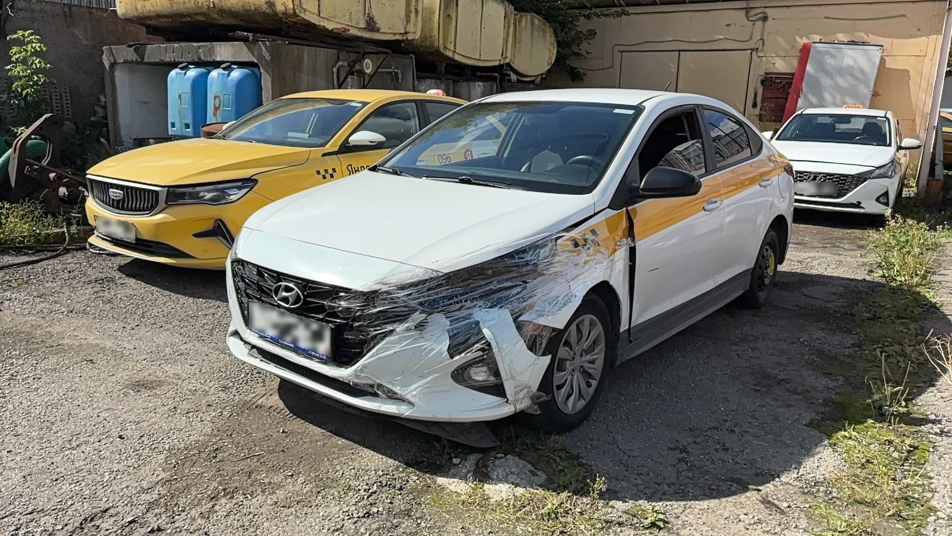 Hyundai Solaris - 1