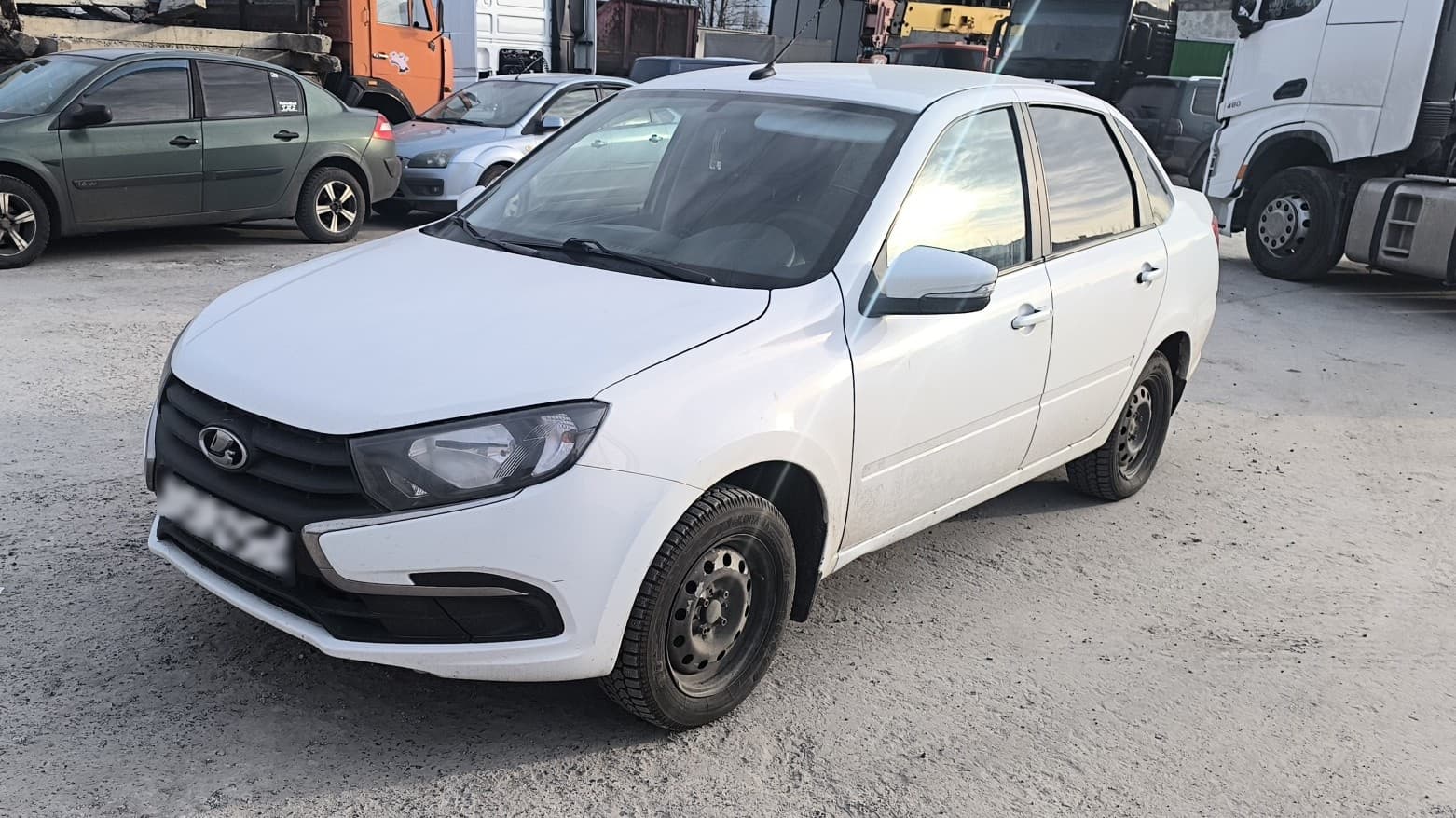 Lada Granta седан - 1