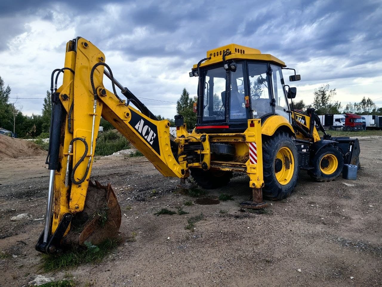 Ace TLB95 Экскаватор-погрузчик - 3