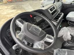 Sitrak C7H 6x4 Седельный тягач - 5