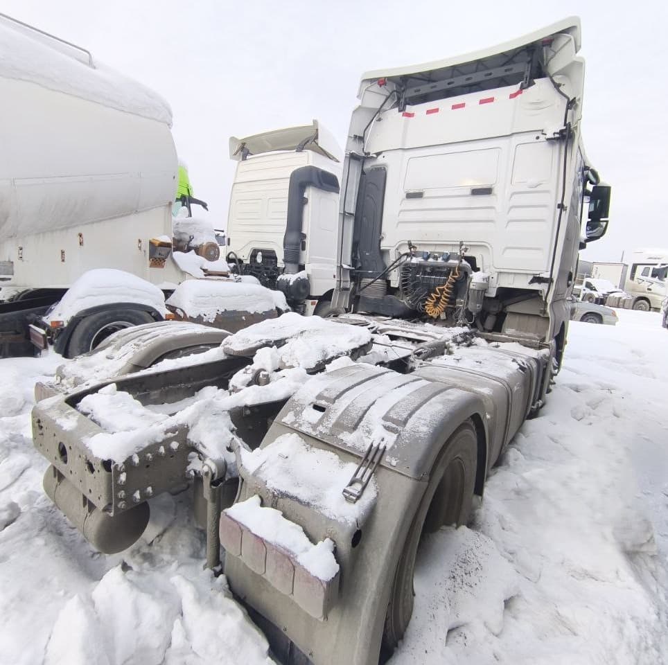 Sitrak C7H 4x2 Седельный тягач - 3