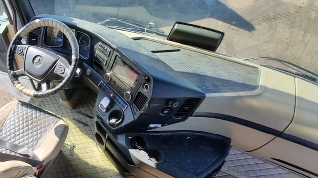 Mercedes-Benz Actros 4x2 Седельный тягач - 5