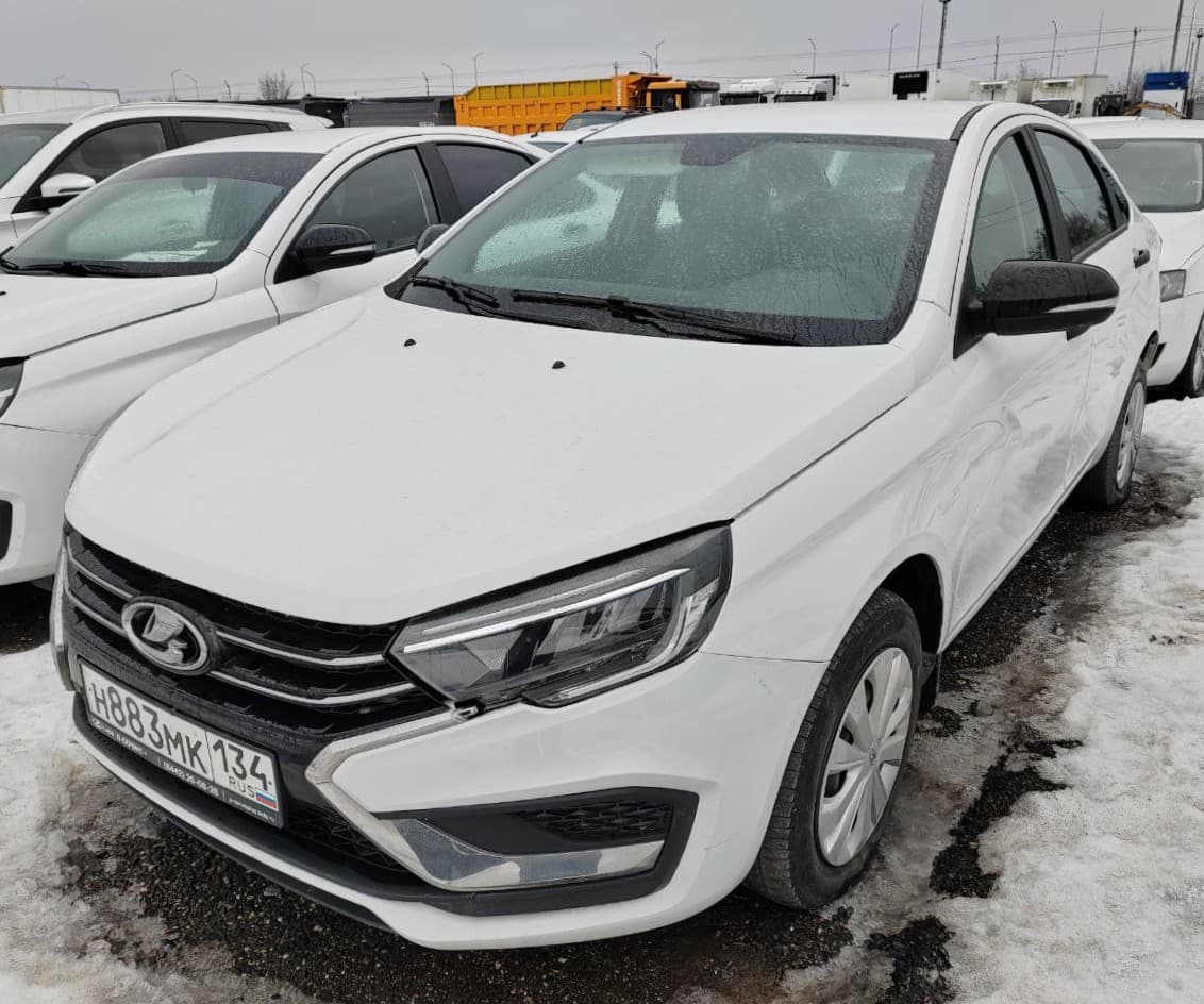 Lada Vesta седан - 1