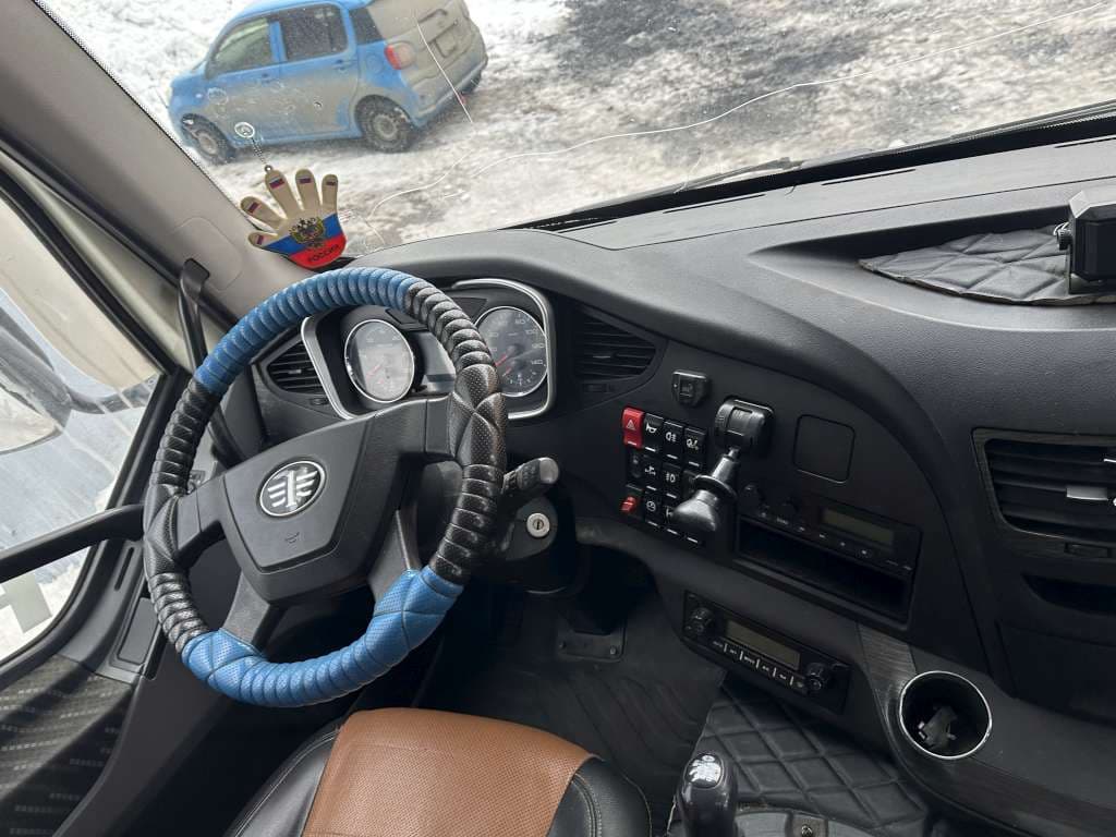 FAW CA 3310 8x4 Самосвал - 4