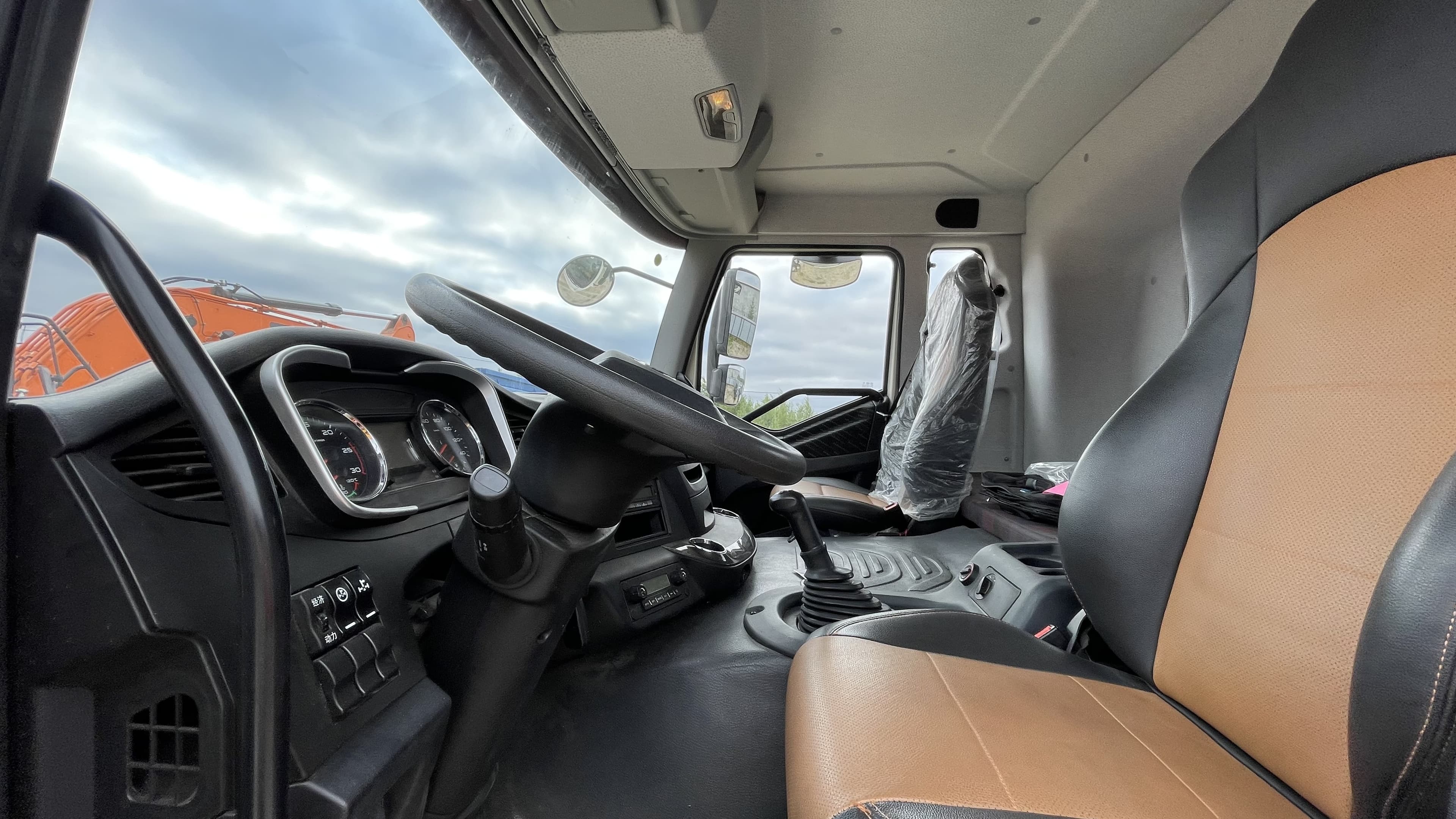 Галичский Автокрановый Завод (Гакз) КМА-150* на шасси FAW CA 3252 6x6 Бортовой с БКУ - 4