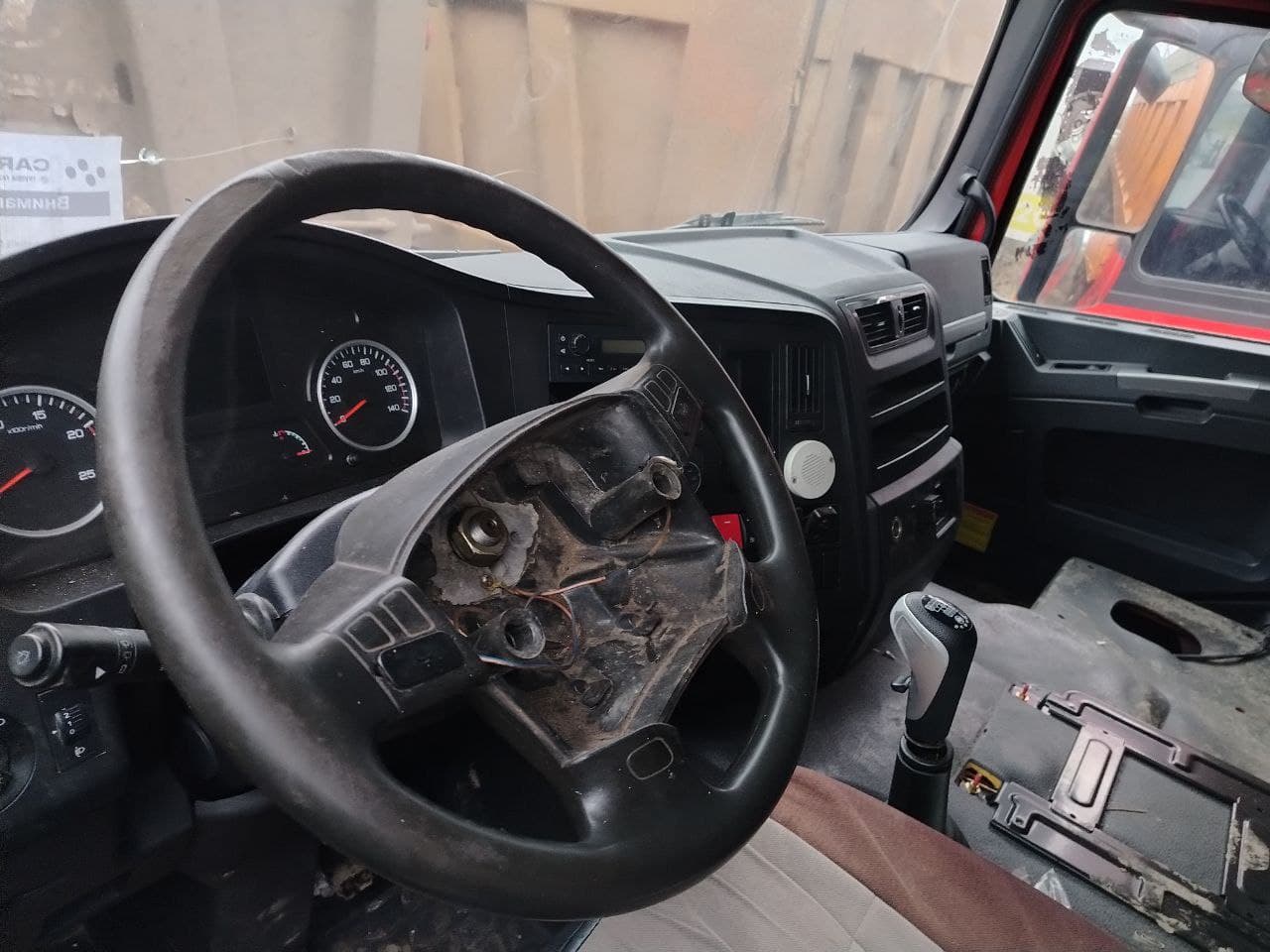 Shacman (Shaanxi) SX* 8x4 Самосвал - 5