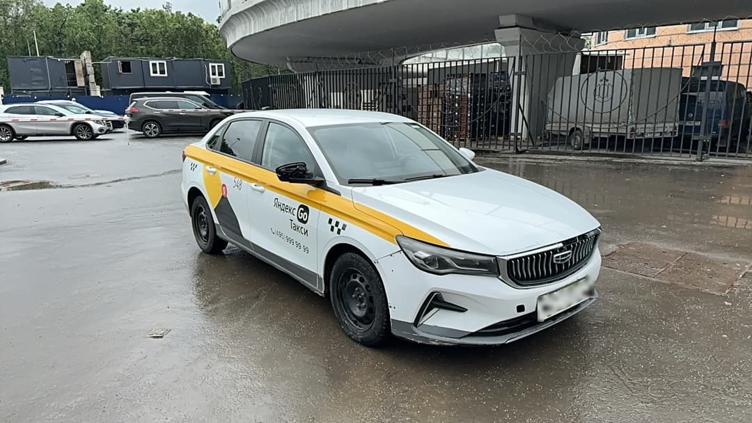 Geely EMGRAND - 2