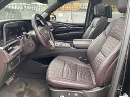 Cadillac Escalade - 6