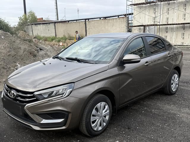 Lada Vesta седан - 6