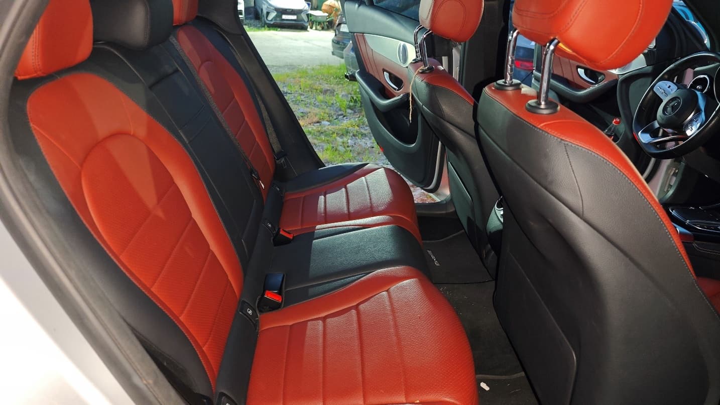 Mercedes-Benz GLC - 9