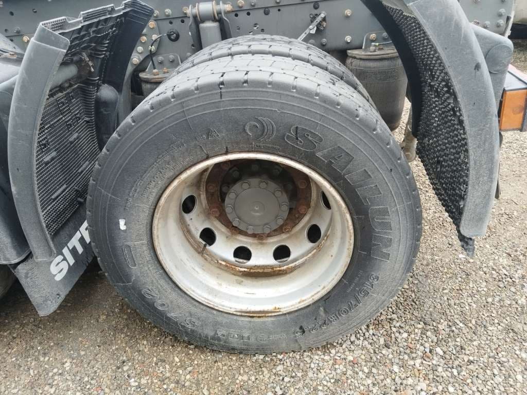 Sitrak C7H 6x4 Седельный тягач - 8