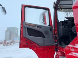 Тктд 5347* на шасси Shacman SX4258 6x6 Седельный тягач с КМУ - 7