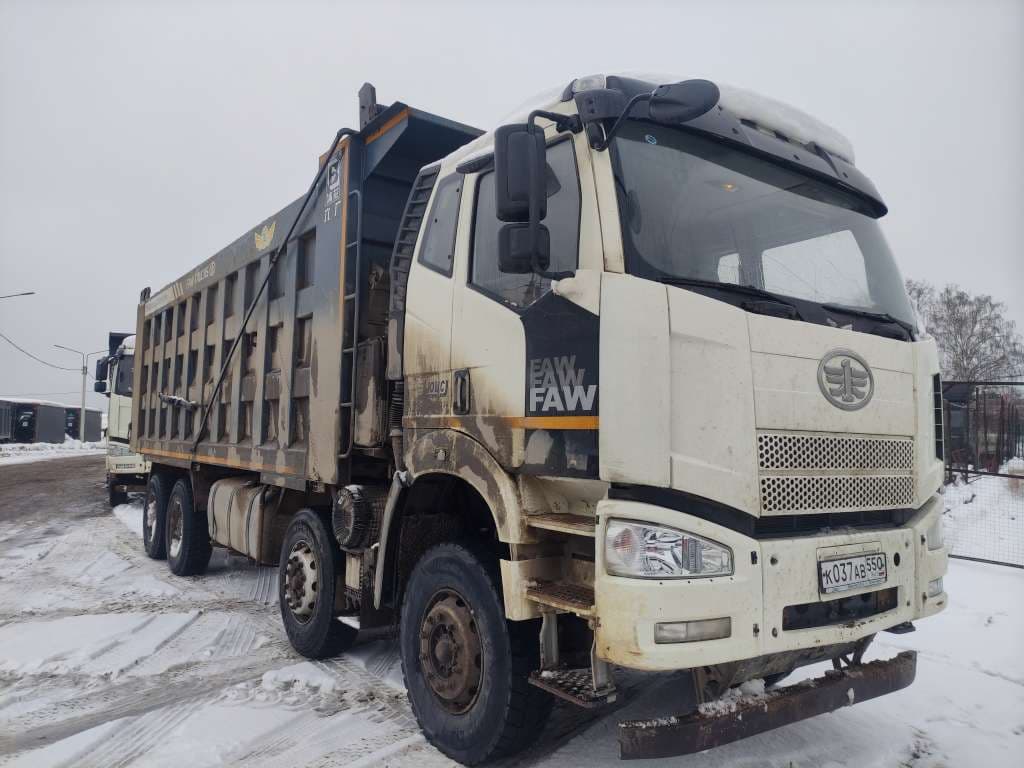 FAW CA 3310 8x4 Самосвал - 2