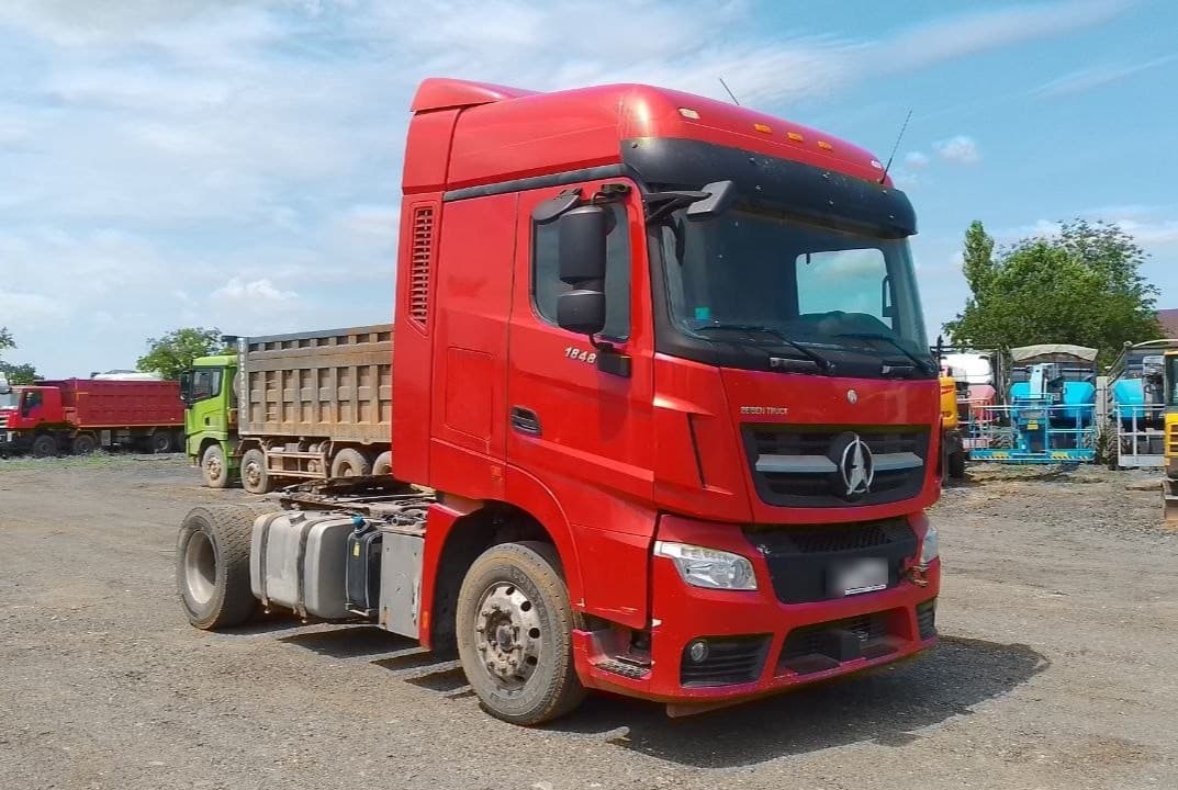 Beiben BBTR* 4x2 Седельный тягач - 2