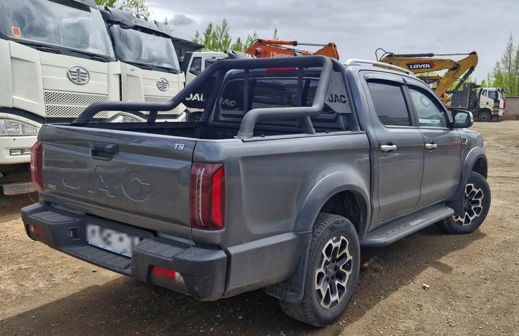Jac T9 - 3