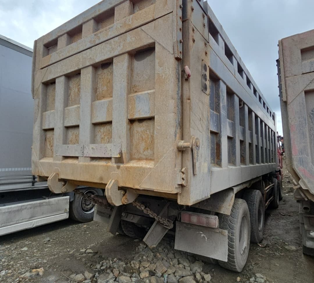 Shacman (Shaanxi) SX* 8x4 Самосвал - 3