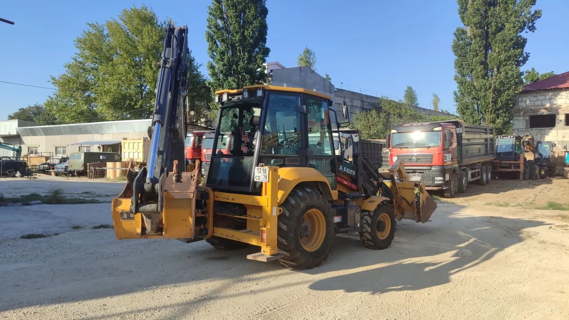 Xcmg XC8* Экскаватор-погрузчик - 3