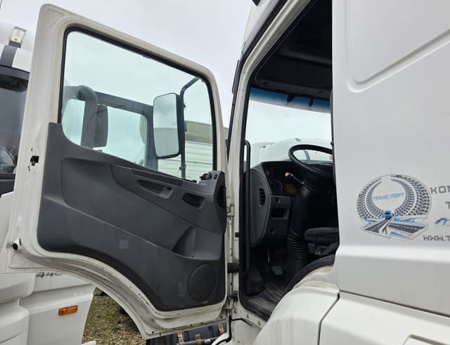 Камаз 5490 4x2 Седельный тягач - 8